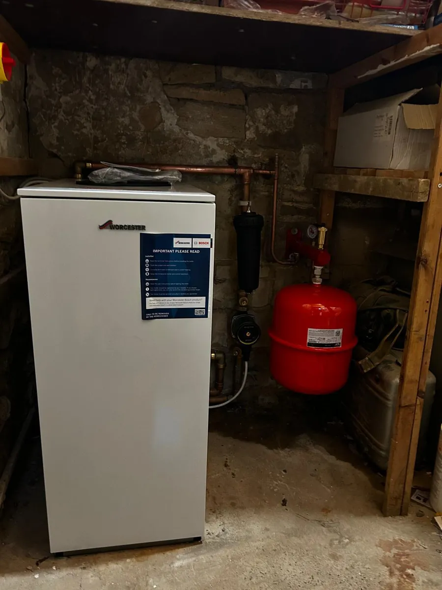 Air source heat pump